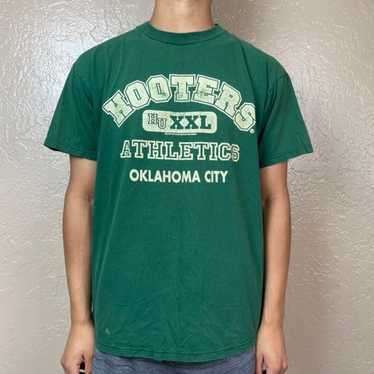 Vintage Vintage Hooters tee - image 1