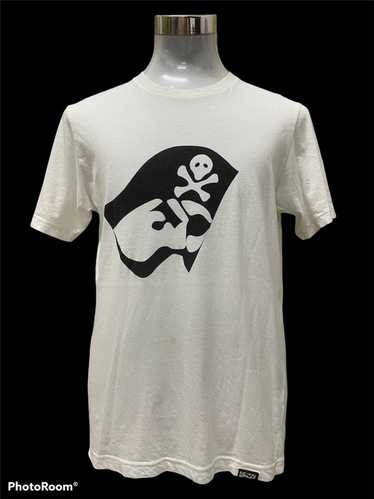 Bleach X BAit White Shonen Jump T Shirt Size Small