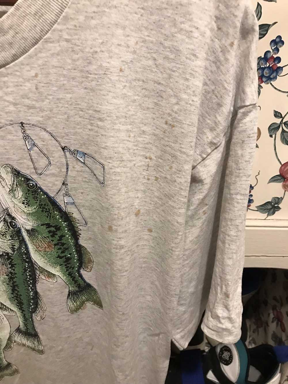 Vintage Vintage 90s Fishing Bass T-shirt - image 3