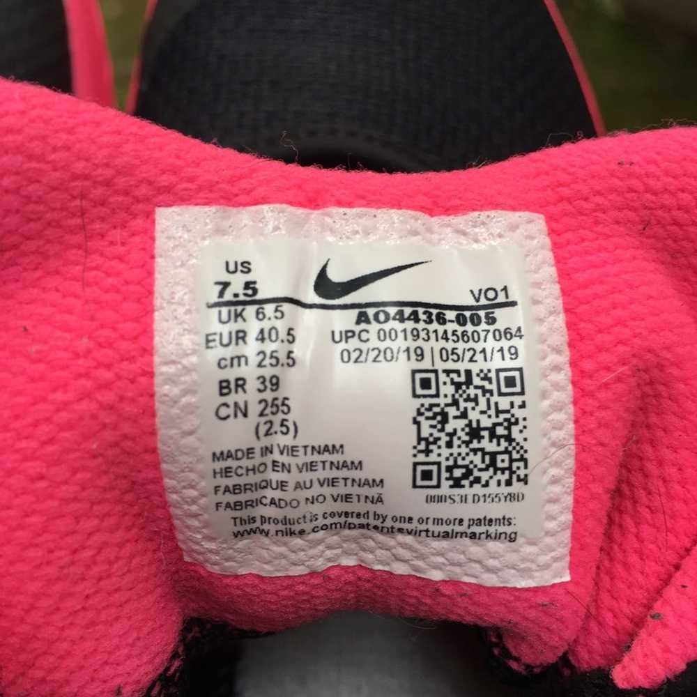 kyrie flytrap 2 black hyper pink