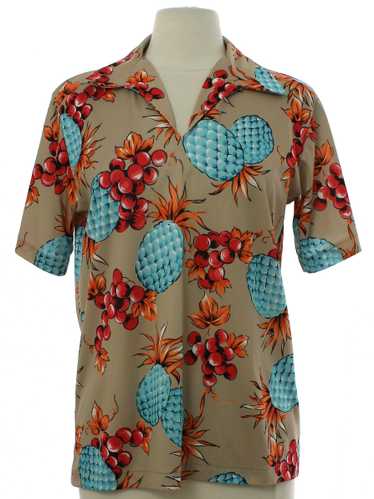 1970's Womens Hawaiian Style Shirt