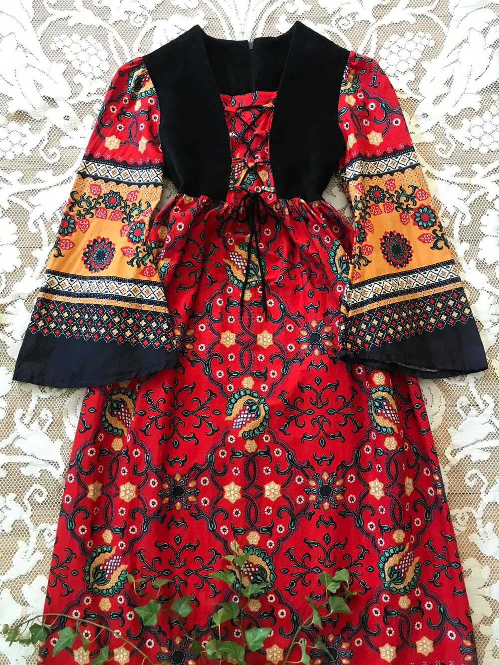 Authentic 1970’s vintage paisley print dress 🌿⚔️… - image 2