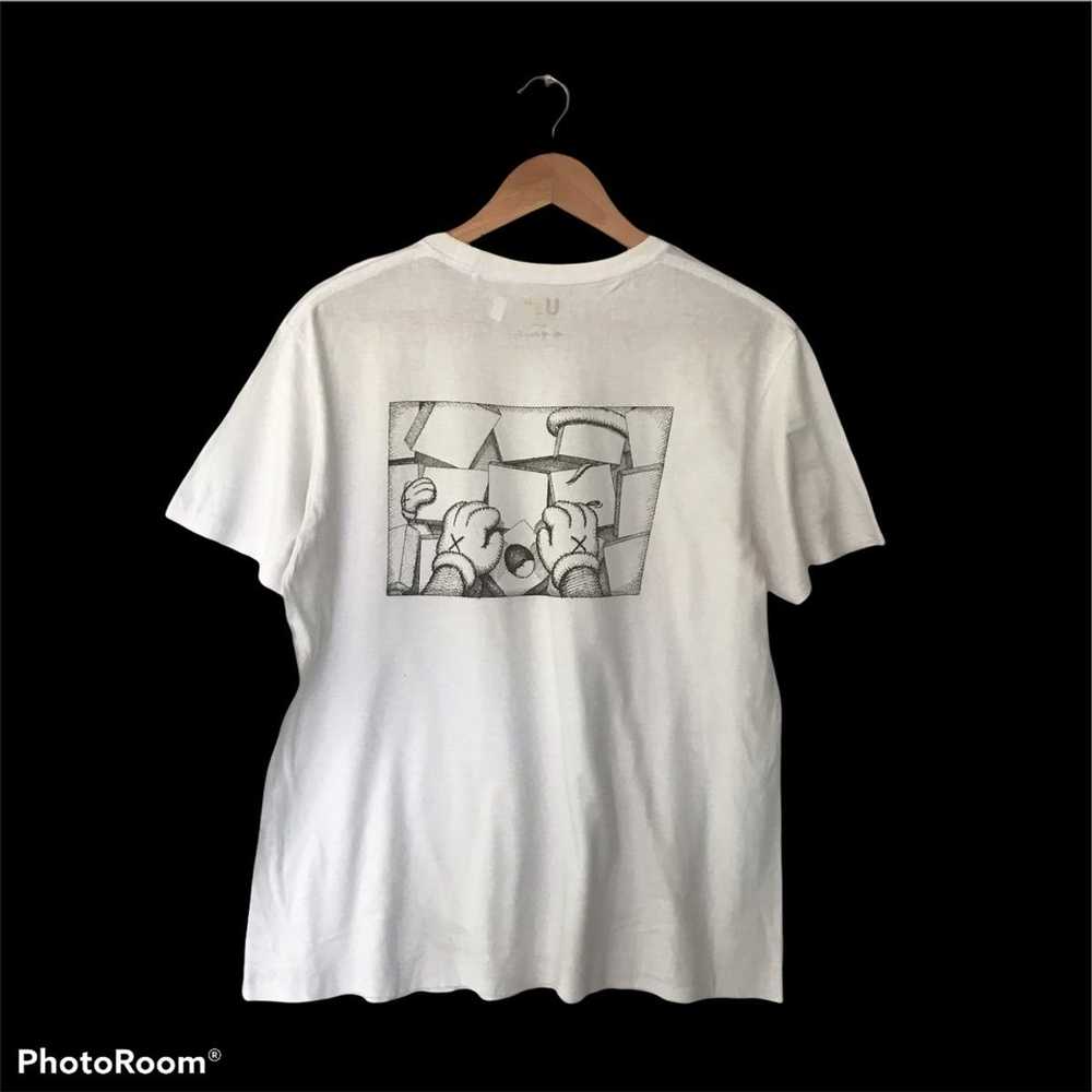 Kaws × Uniqlo Vintage Kaws x Uniqlo design tshirt… - image 1