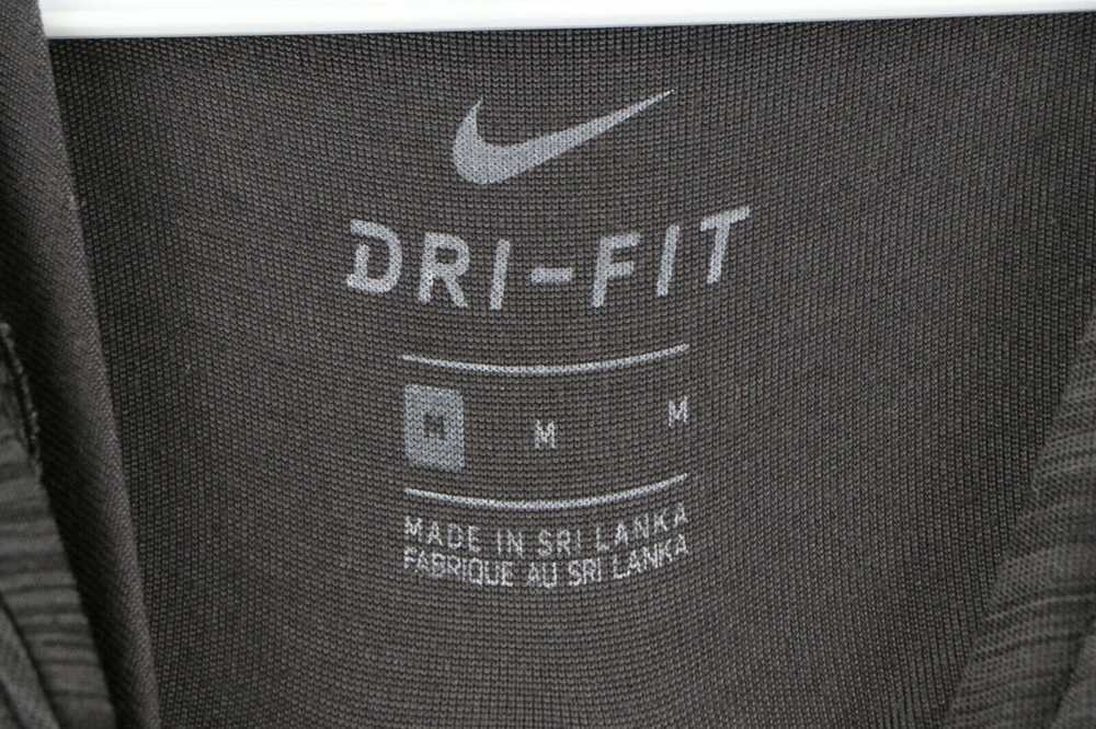 Nike Nike Dri-Fit Swoosh Logo Striped Lightweight… - image 4