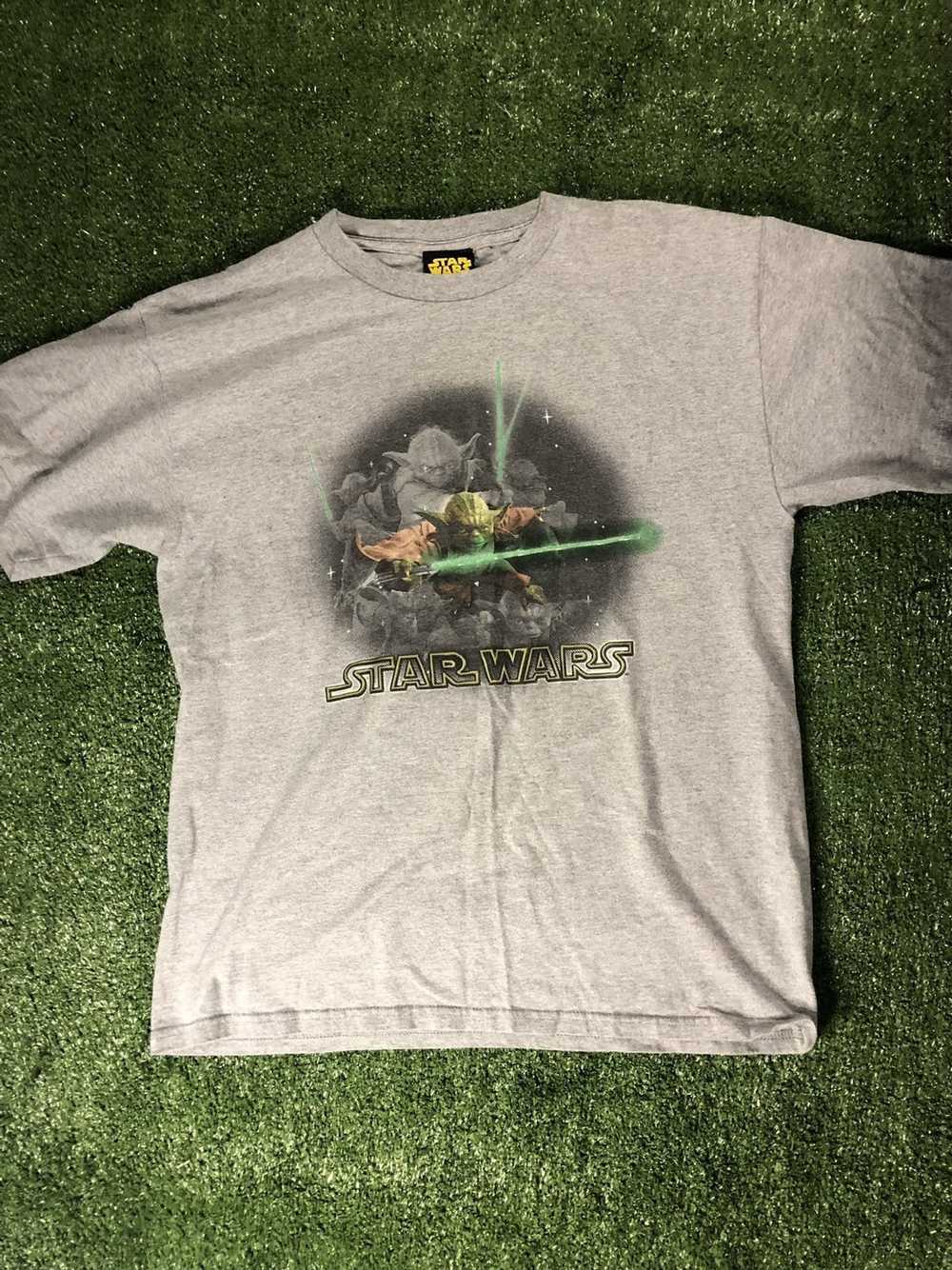 Star Wars VTG Star Wars Yoda tee glows - image 1