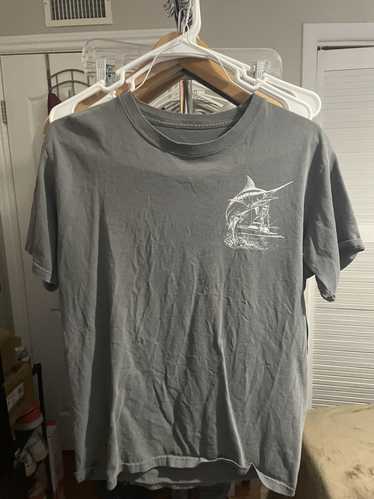 Penn Reels Medium Single Stitch Screen Stars Best Shark Chasing Their Pray.  Rare T-shirt. High End Fishing Brand. Made in USA. 