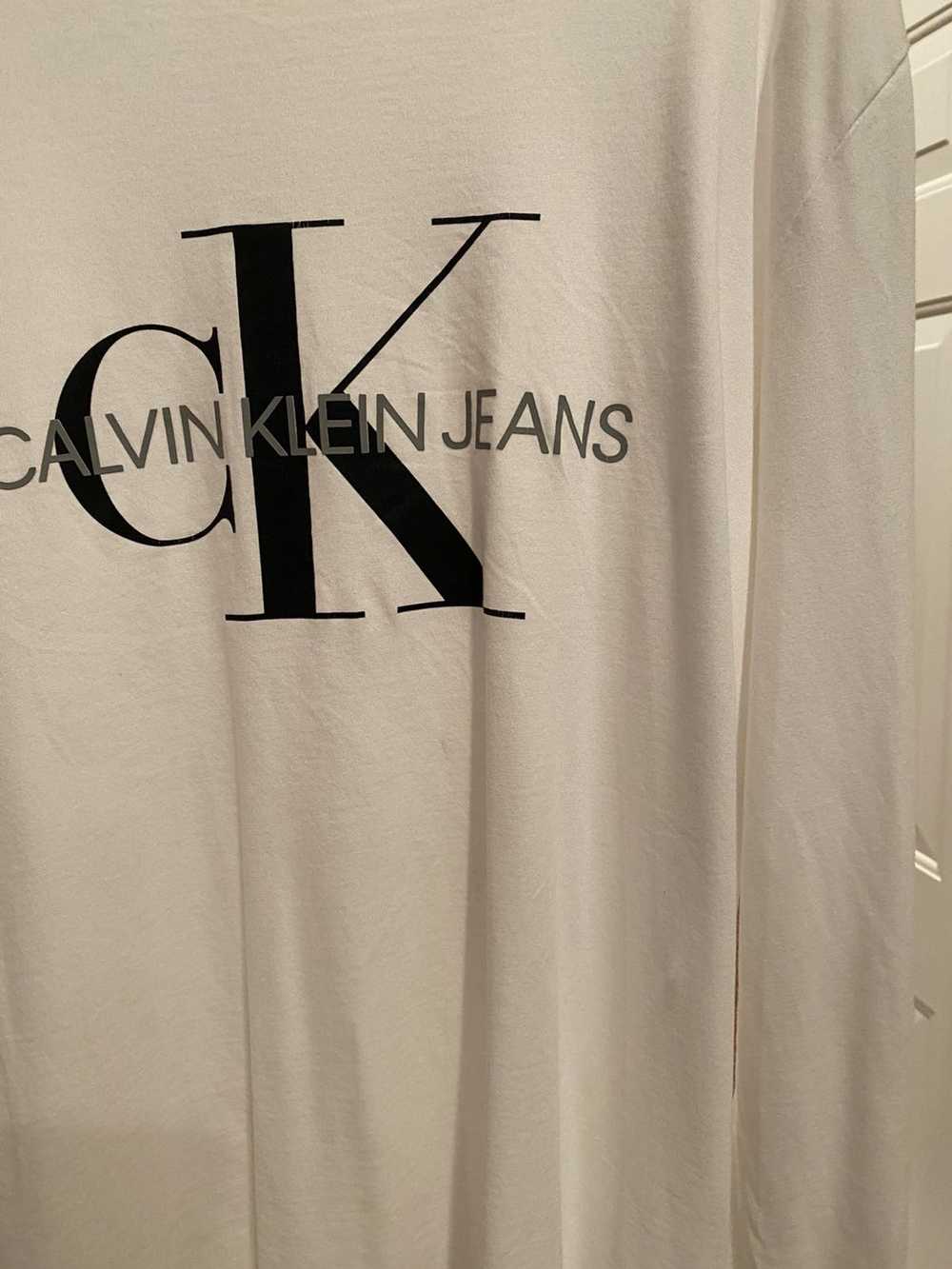 Calvin Klein *Clean* Calvin Klein Long-sleeve Tee - image 1