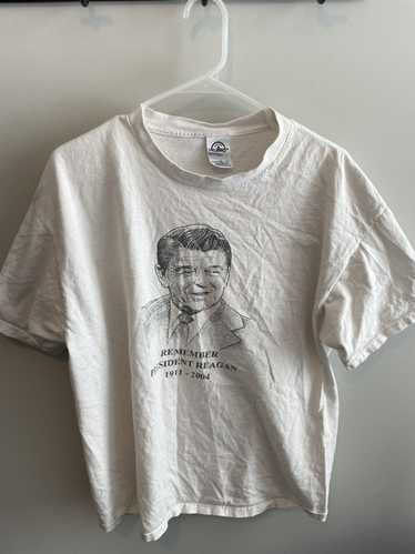 Vintage gildan ronald reagan - Gem