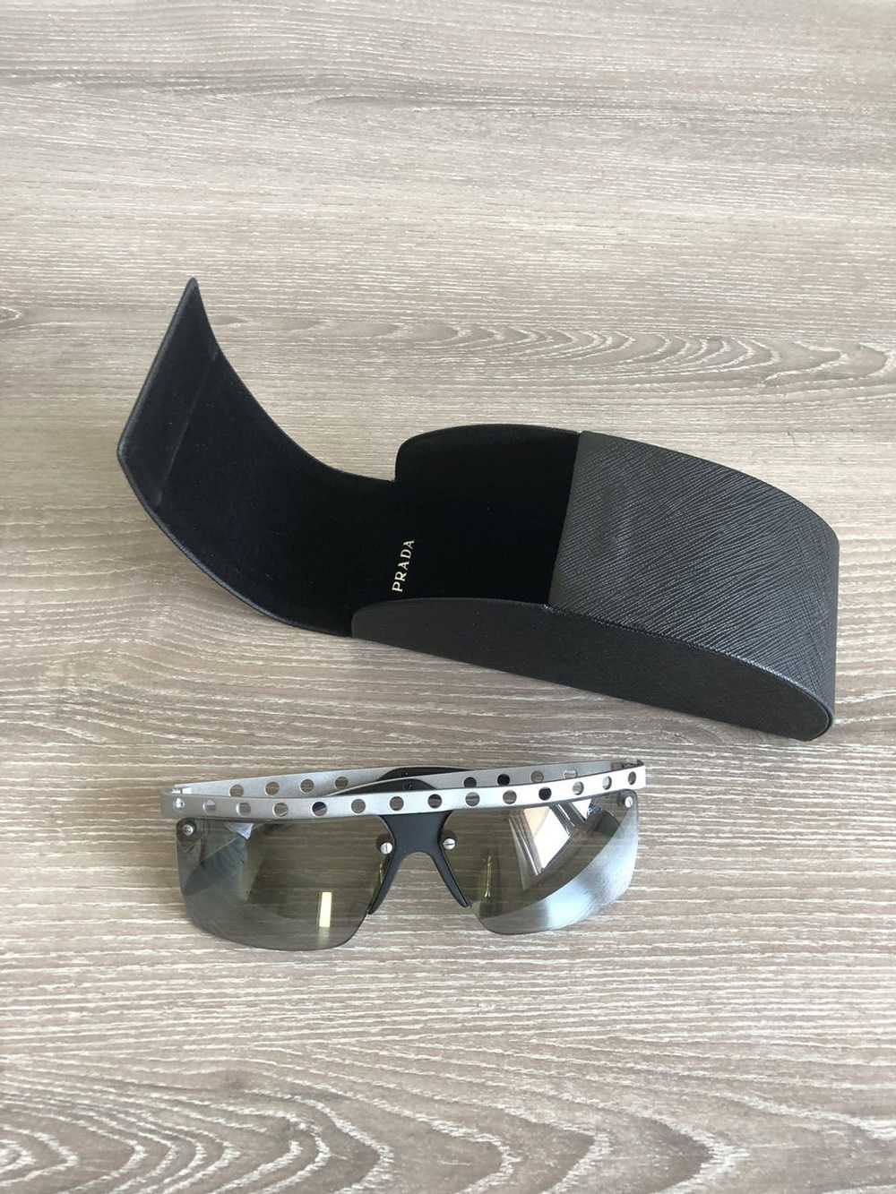 Prada Prada Machine sunglasses - flattop - image 4