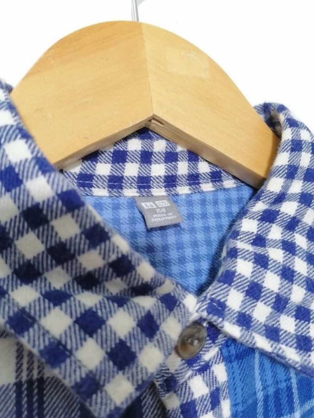 Uniqlo Flannel Longsleeve Buttons Shirt - image 3