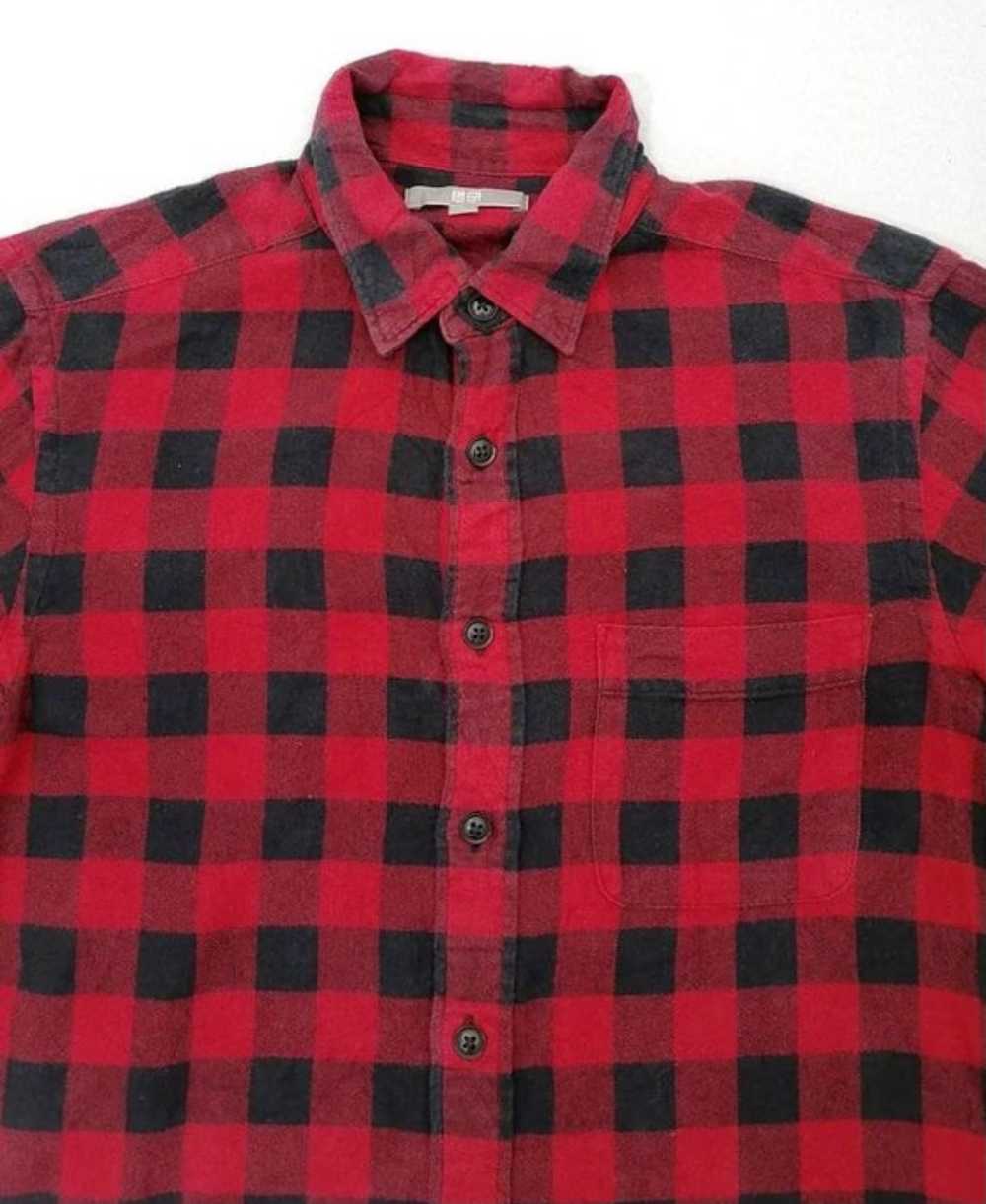 Uniqlo Flannel Longsleeve Buttons Shirt - image 3