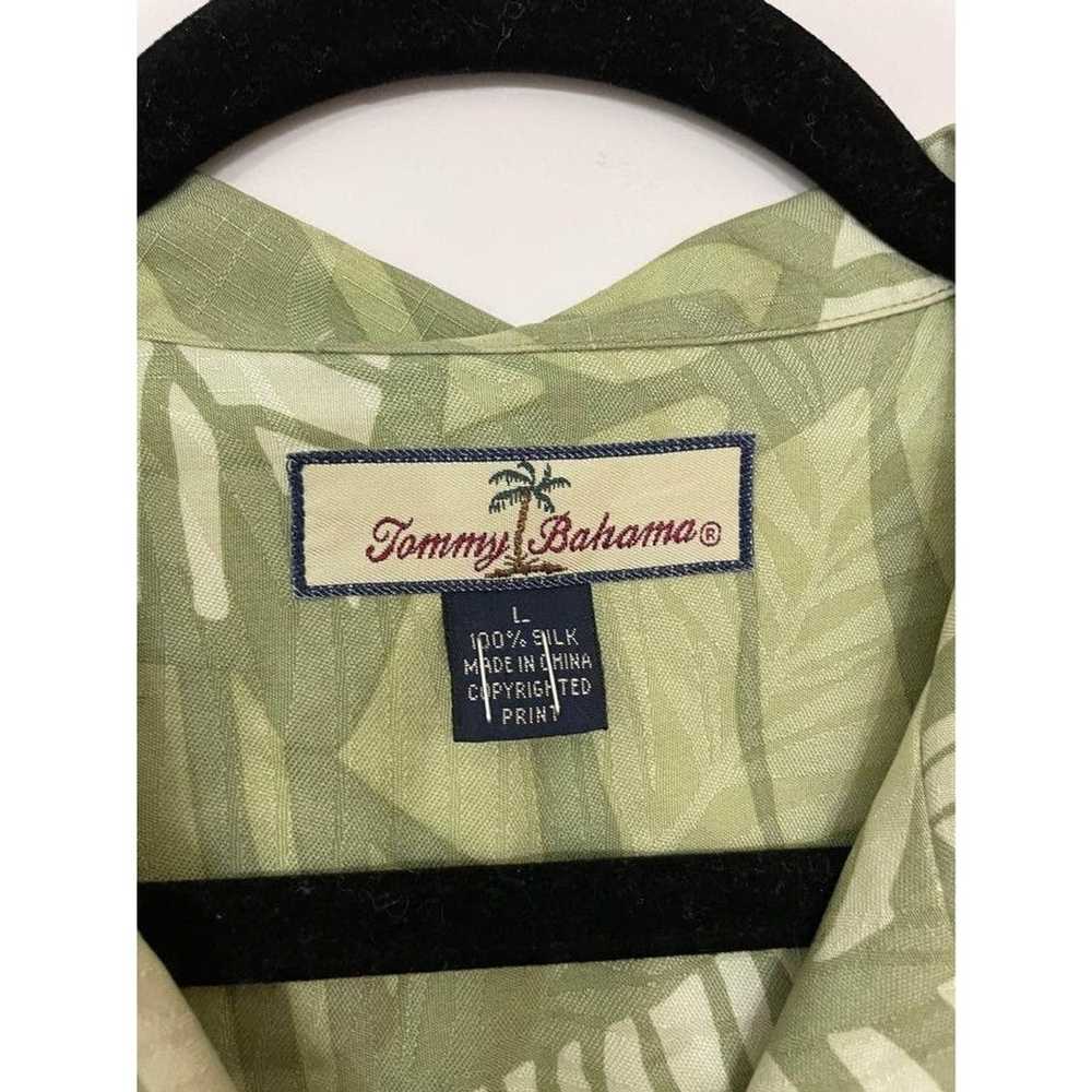 Tommy Bahama Tommy Bahama 100% Silk button down S… - image 3