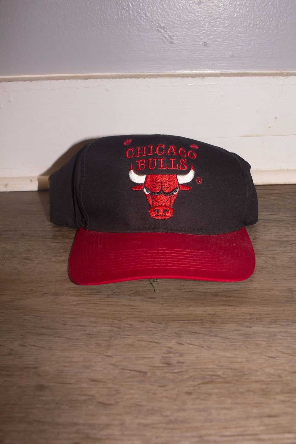 Chicago Bulls: 1990's Logo 7 Reverse Spellout Fullzip Jacket (L) – National  Vintage League Ltd.