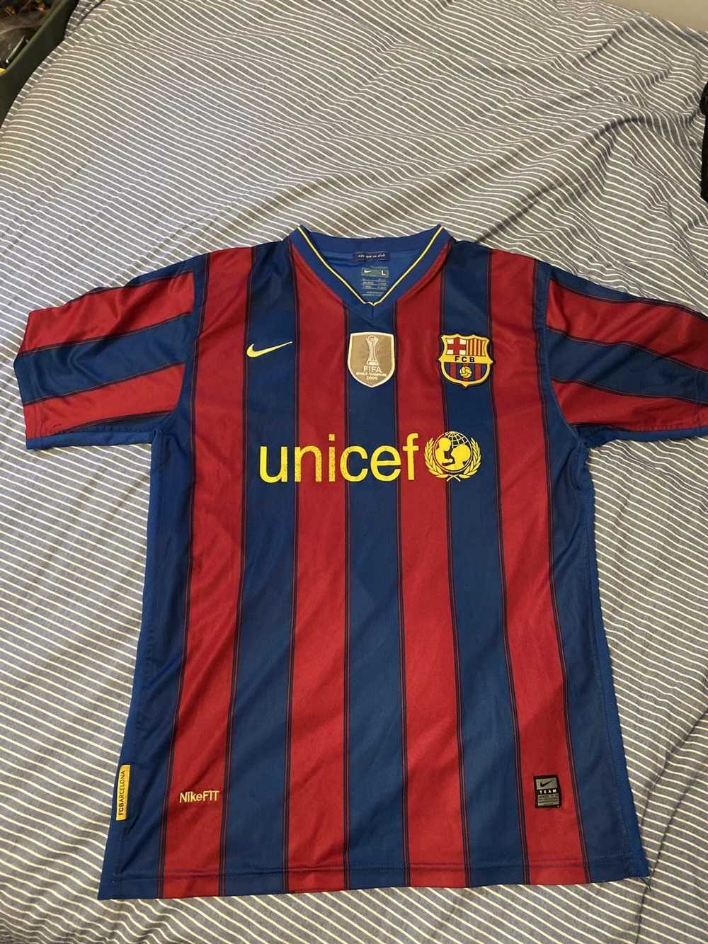 : Nike Youth FC Barcelona Home Stadium Jersey 2018 (XYL