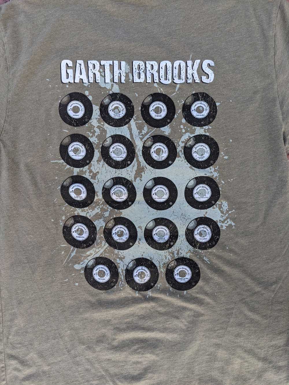 Rock T Shirt Garth Brooks World Tour t-shirt - image 5