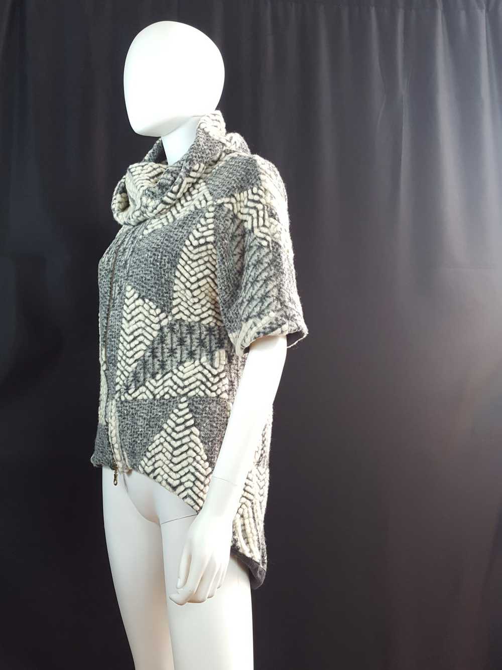 Shui Chen New York Chunky Knit Poncho size S - image 6