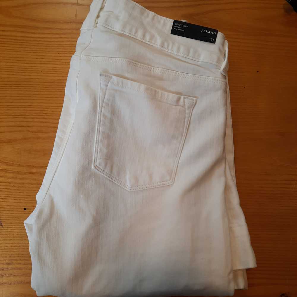 J Brand White Love Story Bell Bottom Jeans Size 31 - image 4