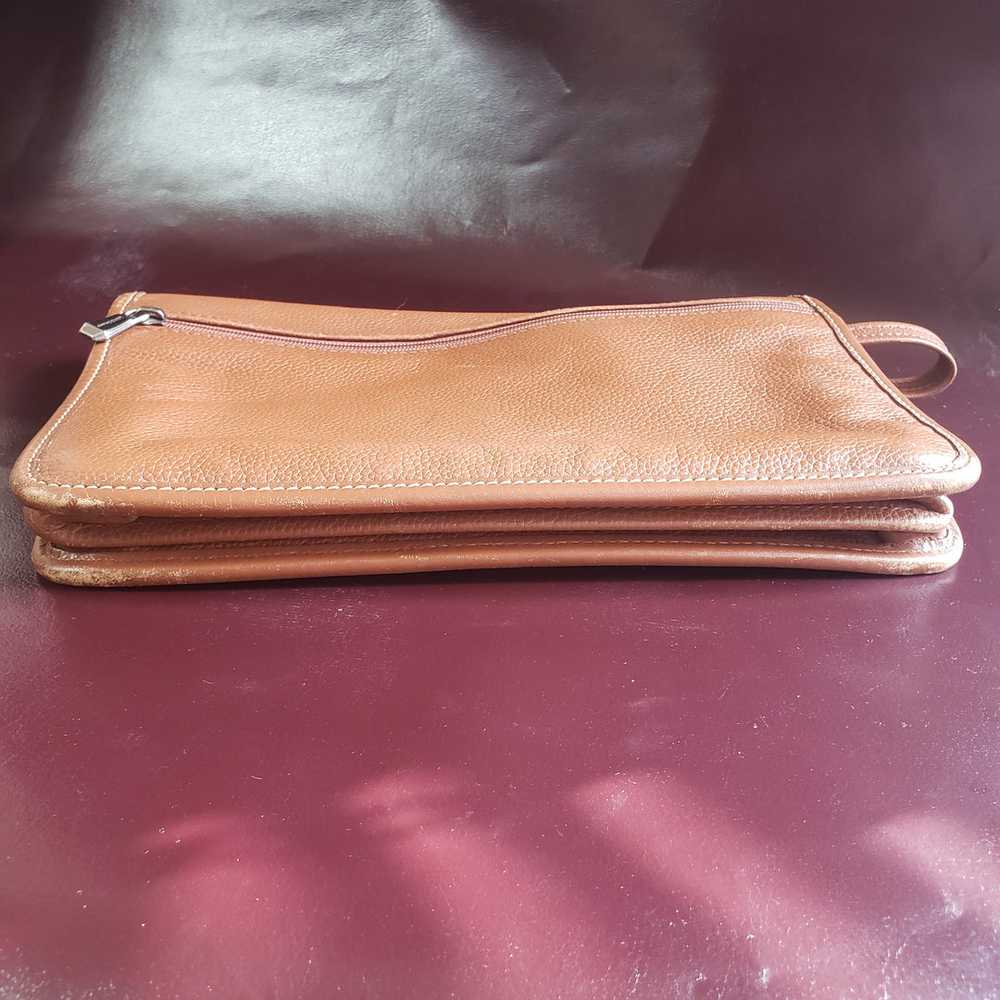 Vintage Longchamp Leather Envelope Clutch - image 10