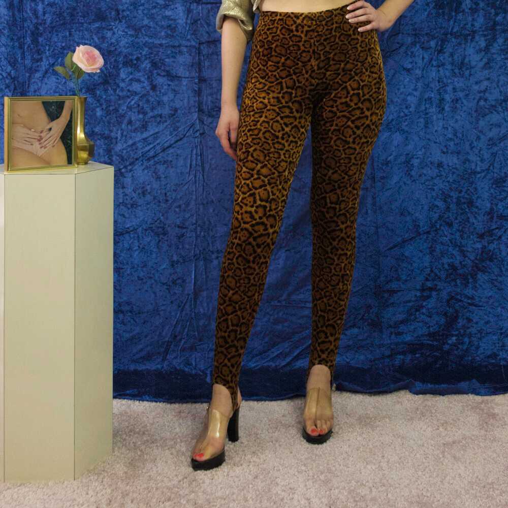 1990s Krizia velvet leopard print stirrup pants - image 2