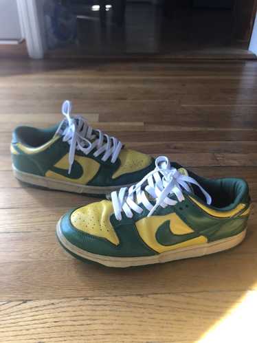 Nike × Vintage Dunk Low Brazil 2001, Size 8.5