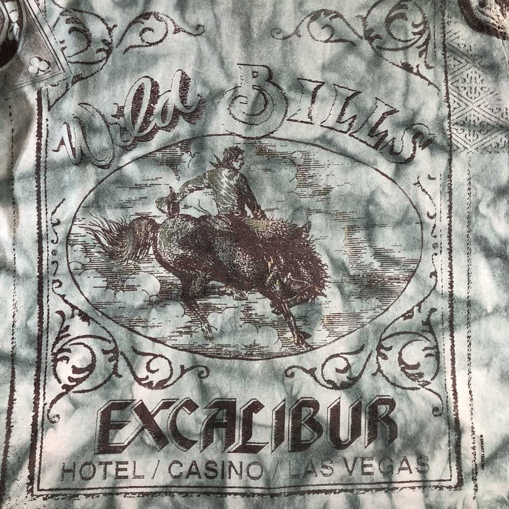 Gildan × Vintage Excalibur Wild Bill’s 1994 Las V… - image 4