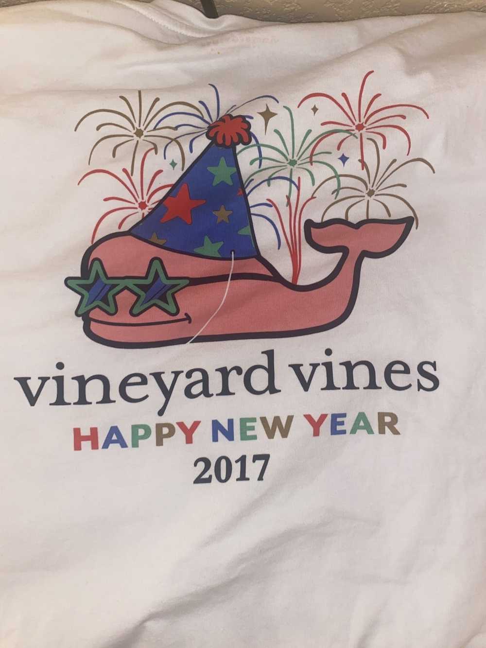 Vineyard Vines Vineyard vines - image 2