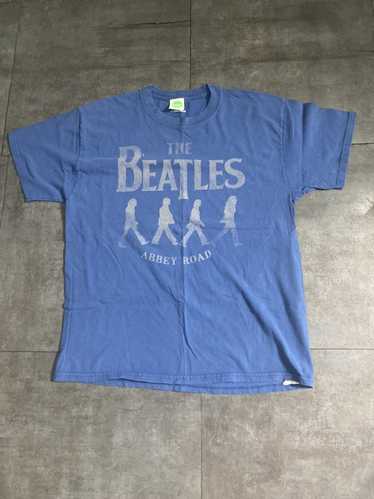 Band Tees × Vintage 2005 the Beatles tee.