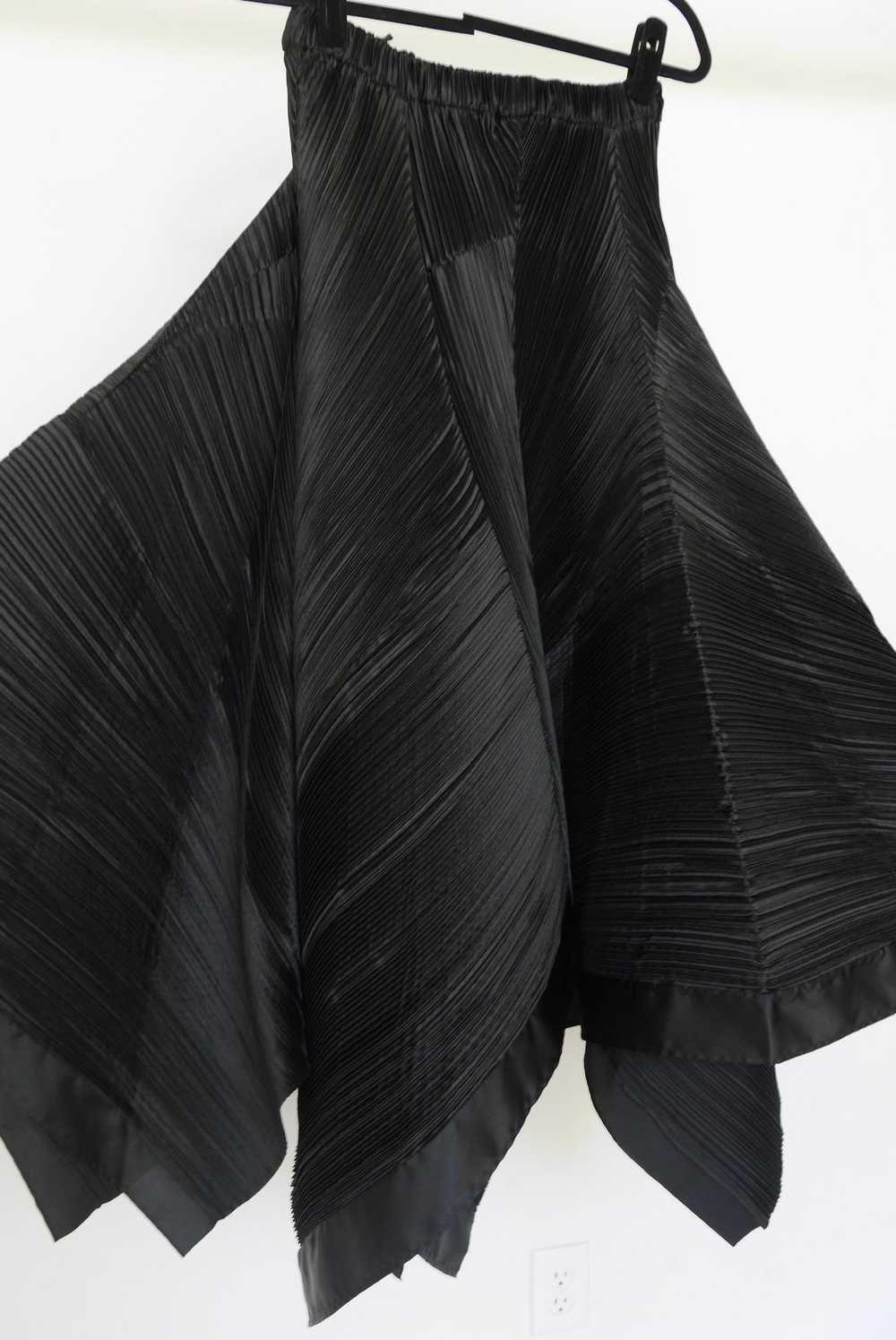 Mashiah avant-garde maxi skirt pleated batwing de… - image 4