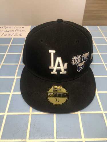 New Era Los Angeles Dodgers Black fitted 7 3/8 - image 1