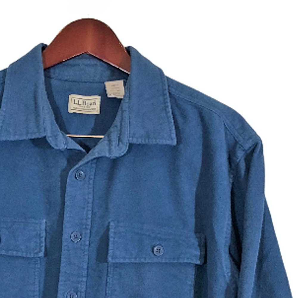 L.L. Bean LL BEAN Two Pockets Blue Shirt Men's Si… - image 5