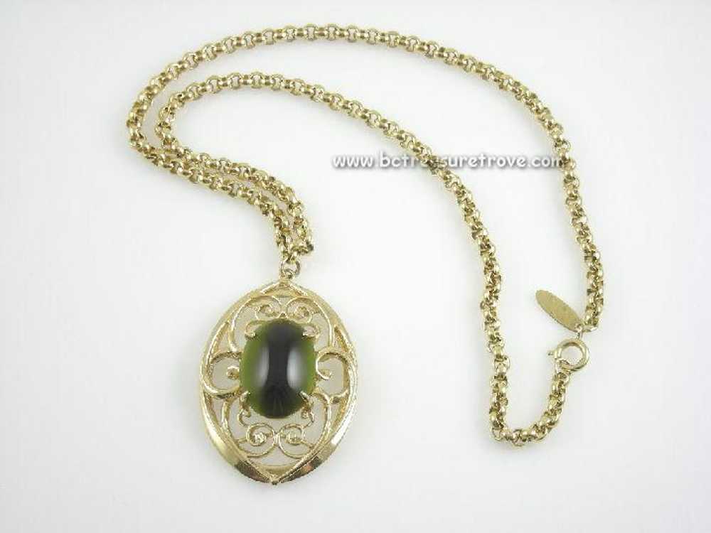 Whiting & Davis Necklace Pendant Olive Green and … - image 3