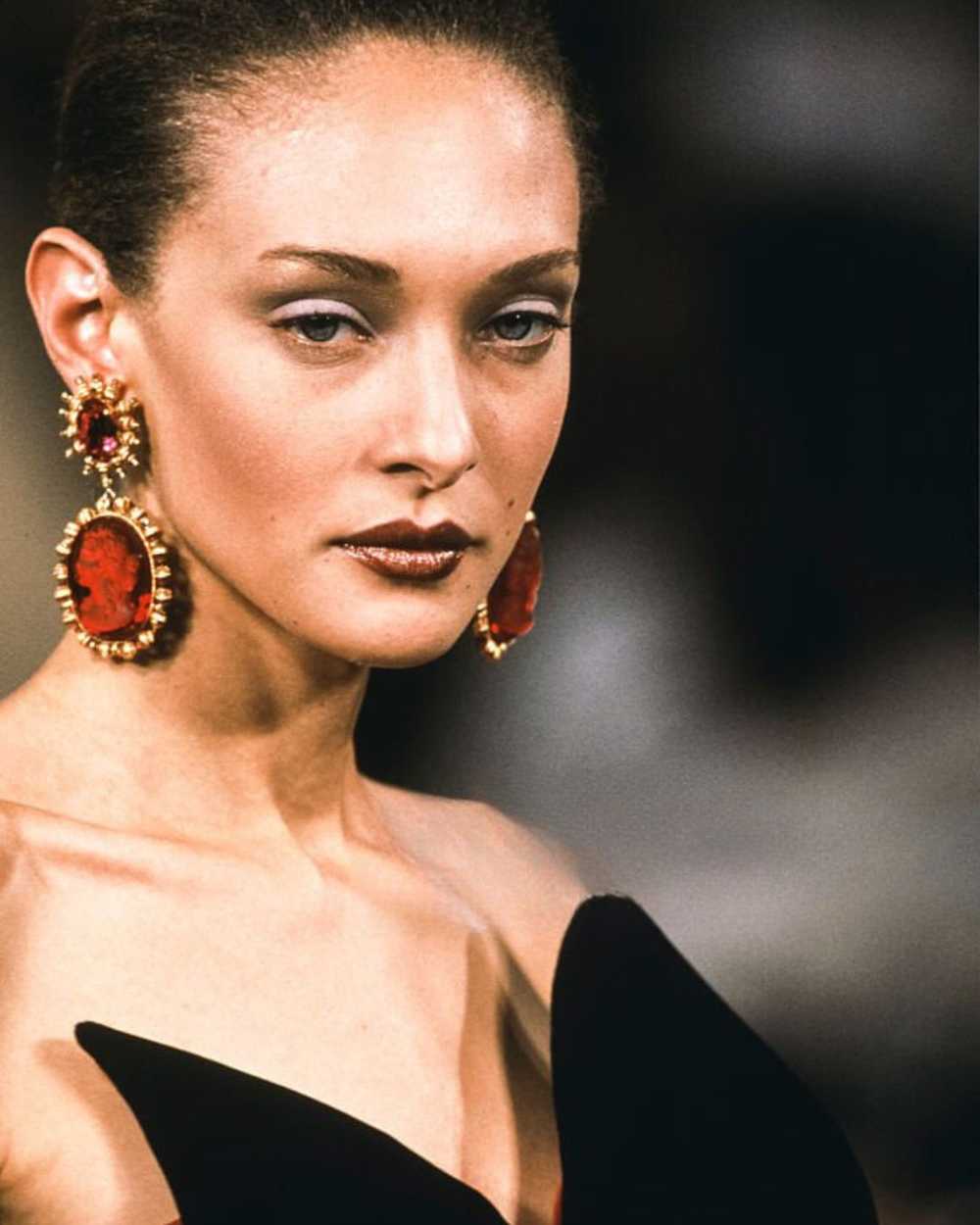 1990s Haute Couture Yves Saint Laurent Red and Go… - image 8