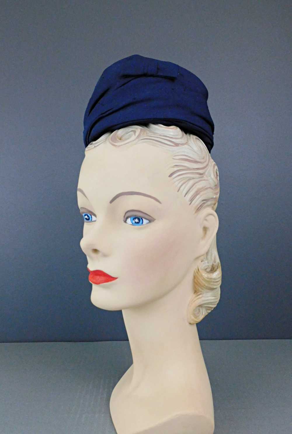 Vintage Dark Blue Fabric Topper Hat 1950s - image 4