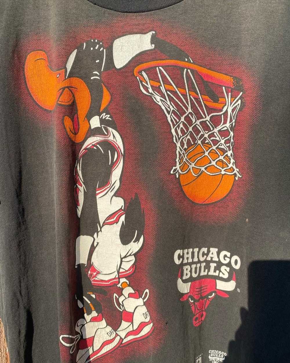 Vintage Vtg Chicago Bull x Looney Tunes - image 4