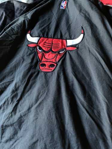 Starter Bulls starter zip up jacket