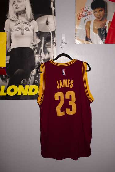 Adidas Kyrie Irving Cleveland Cavaliers Jersey Youth M +2 Length