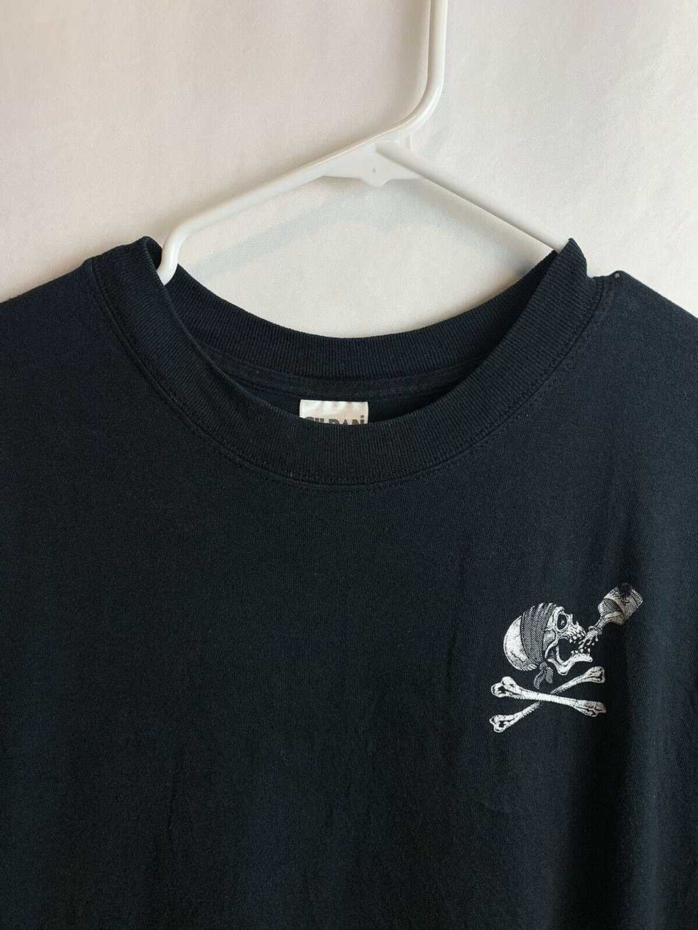 Gildan Gildan Pirate Skull Tourist T-Shirt Size L… - image 3