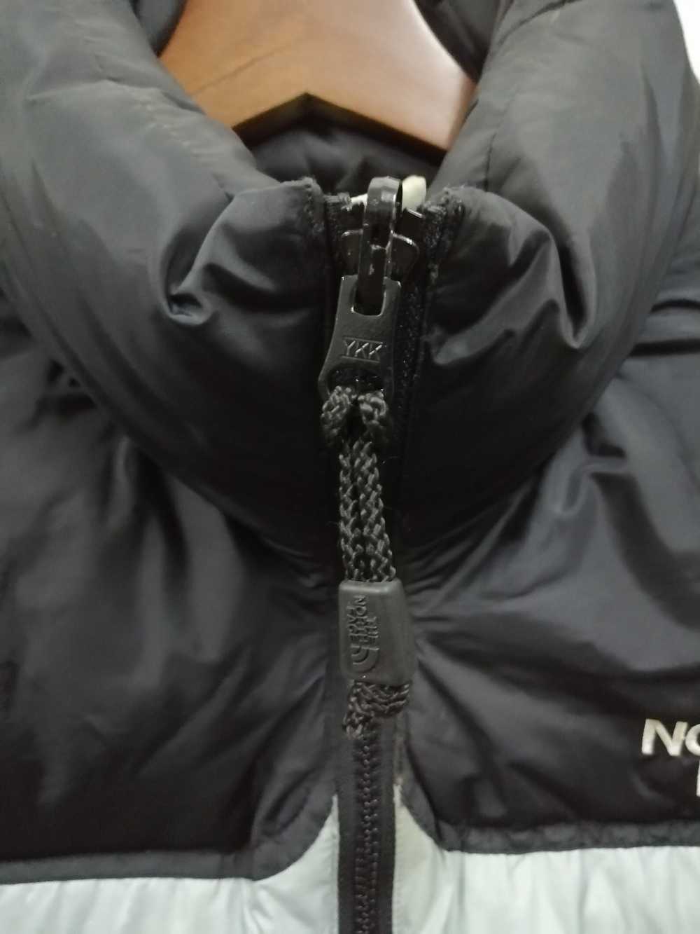 The North Face Vtg The North Face Nuptse 700 Down… - image 9