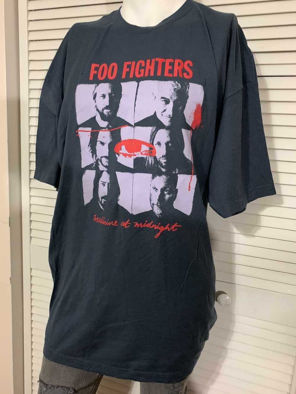 Band Tees × Tultex × Vintage Vintage Foo Fighters… - image 1