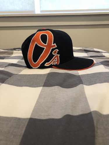 New Era ORIOLES VINTAGE FITTED SIZE 7!!!!