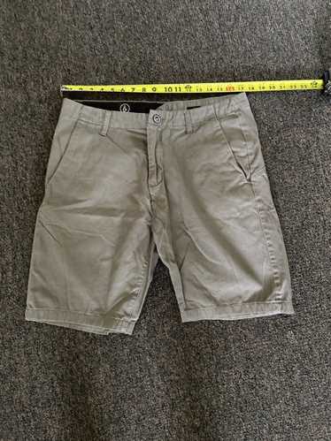 Volcom 34 shorts