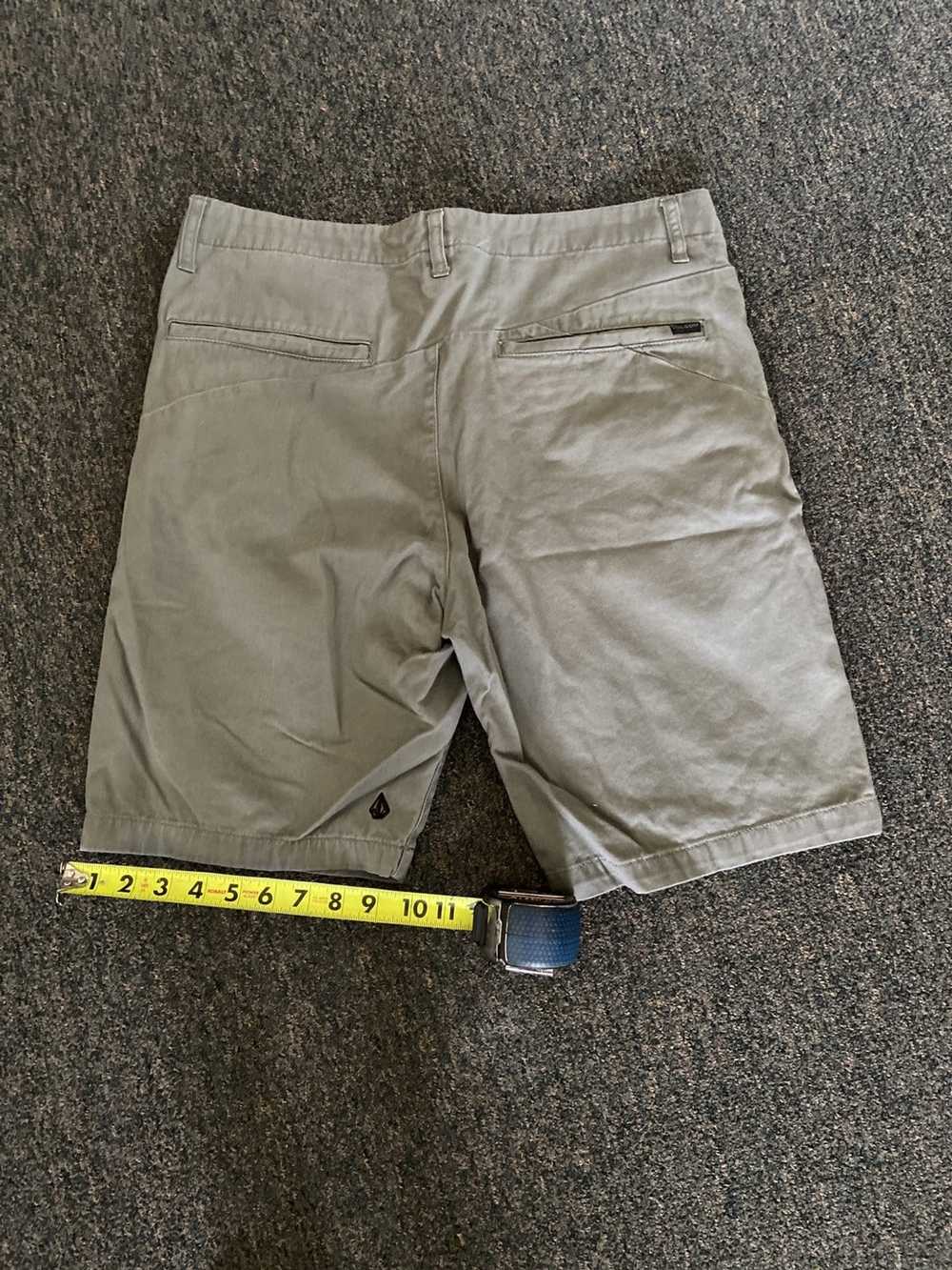 Volcom 34 shorts - image 2