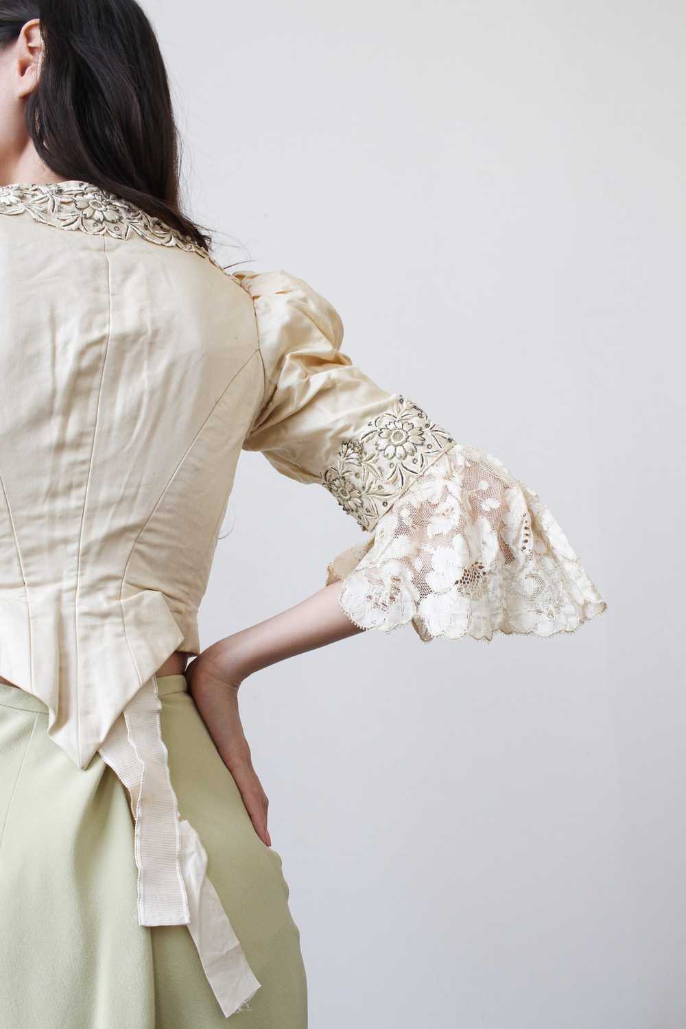 Victorian Cream Embroidered Corset Bodice - image 9
