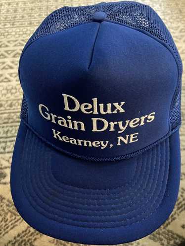 Snap Back × Trucker Hat × Vintage Delux Grain Drye