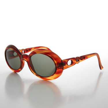 Oval Mod Retro Beatnik Vintage Sunglass - Mable