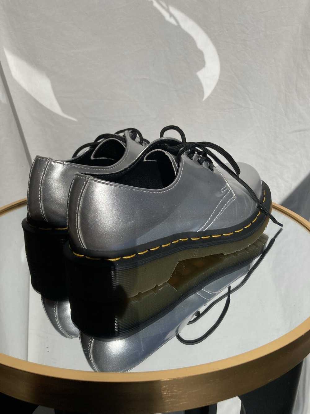 Dr. Martens Dr. Martens 1461 Silver Lo-Top US 6 W - image 4