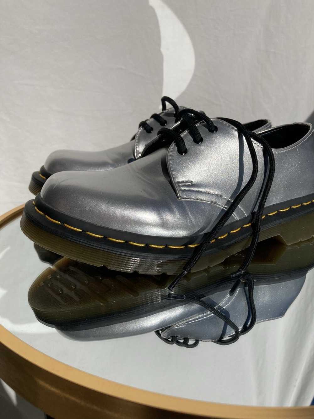 Dr. Martens Dr. Martens 1461 Silver Lo-Top US 6 W - image 5