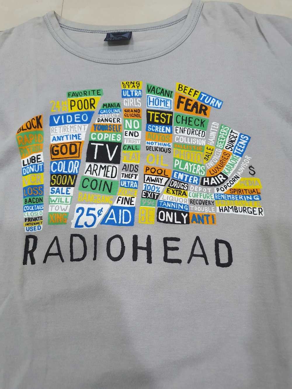 Band Tees × Vintage Radiohead Hail to the thief L… - image 3