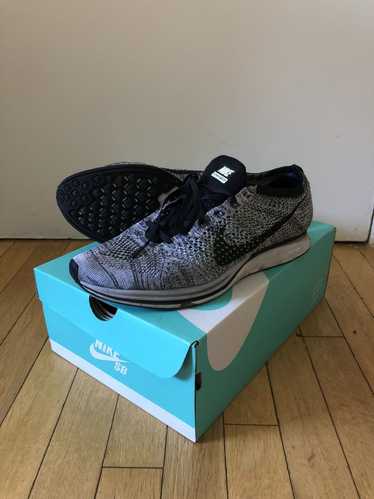 Nike flyknit racer hotsell oreo 2.0 outfit