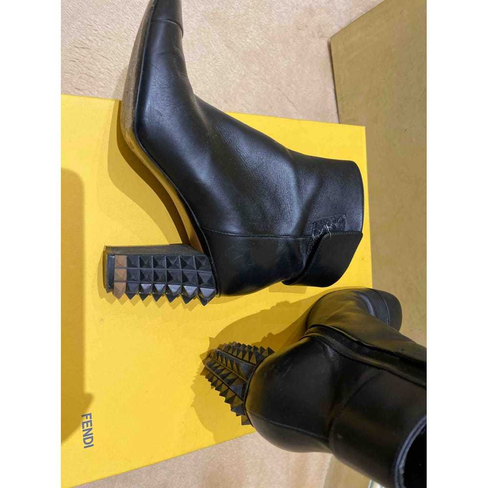 Fendi Leather buckled boots - image 4